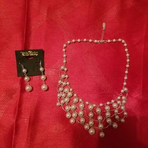 Necklace & Earrings Set